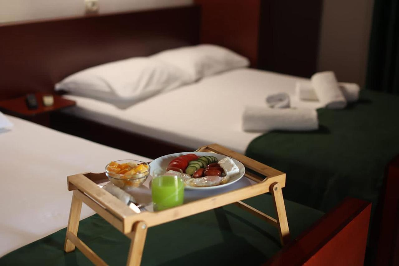 Bliss Hotel Ksamil Bagian luar foto