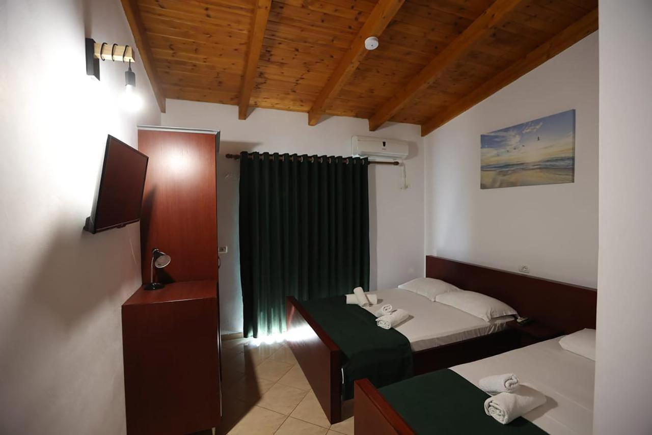 Bliss Hotel Ksamil Bagian luar foto