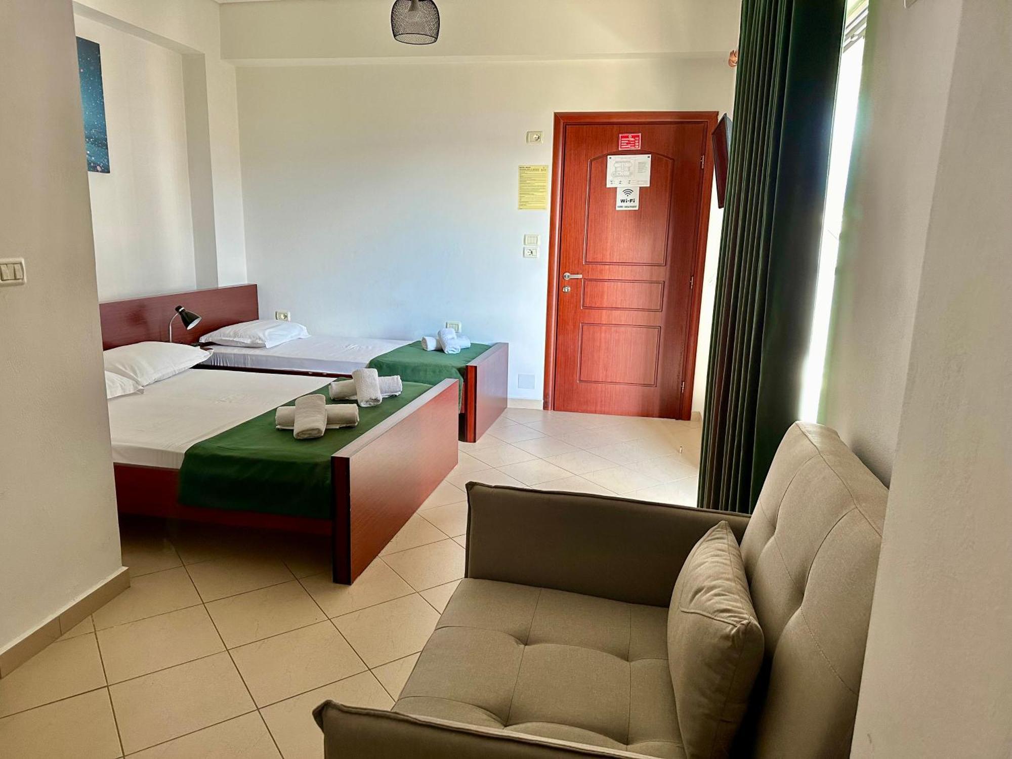 Bliss Hotel Ksamil Bagian luar foto