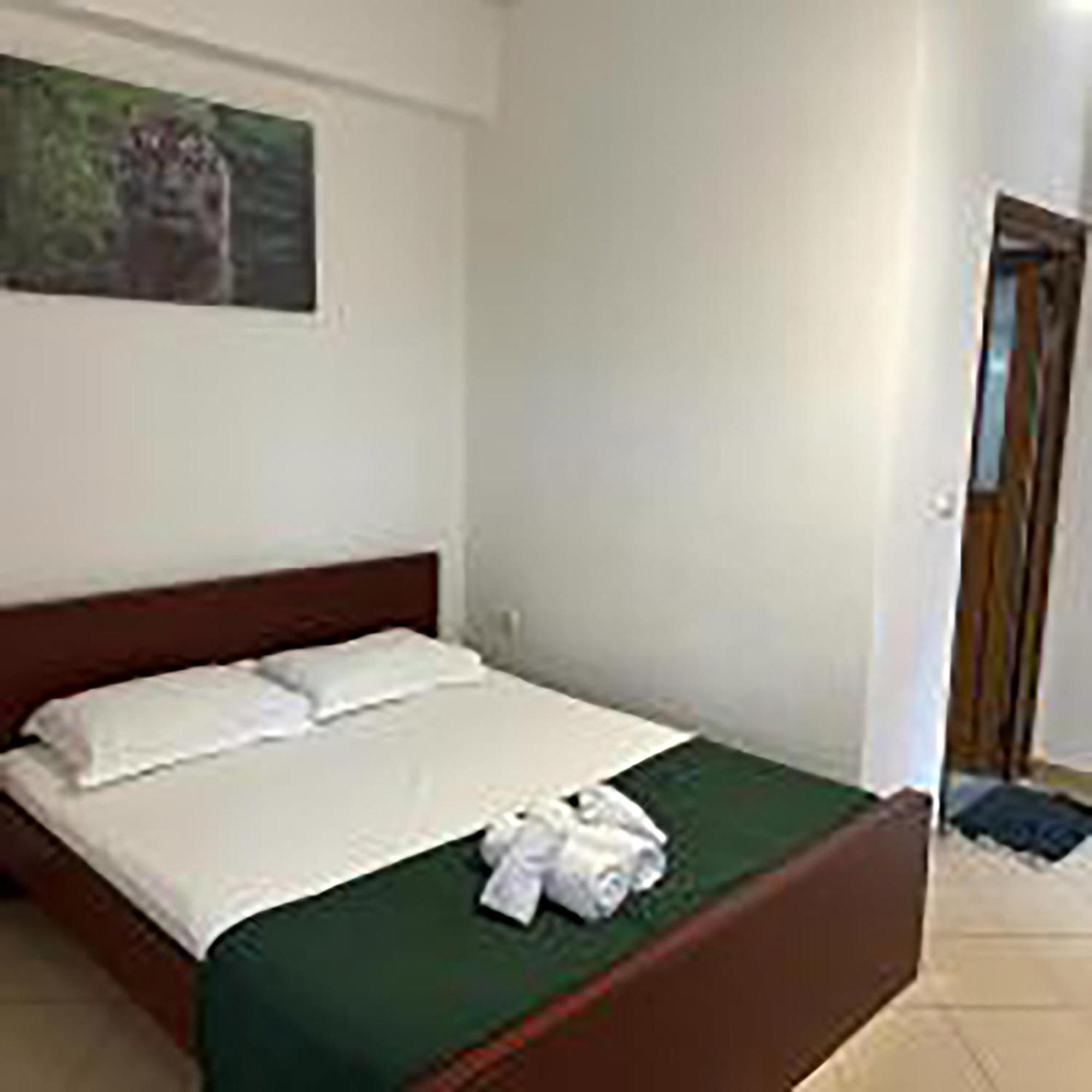 Bliss Hotel Ksamil Bagian luar foto