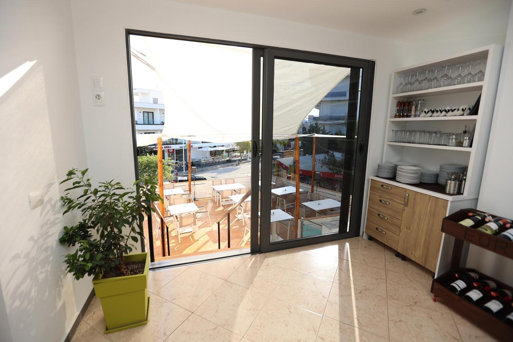 Bliss Hotel Ksamil Bagian luar foto
